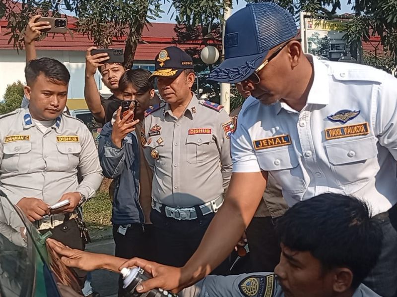 Razia Angkot Kota Bogor, 21 Kendaraan Terjaring dan 10 Dikandangkan Dishub 